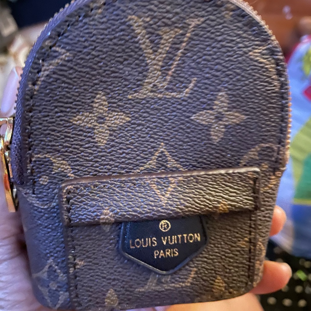Selling my brown wristlet